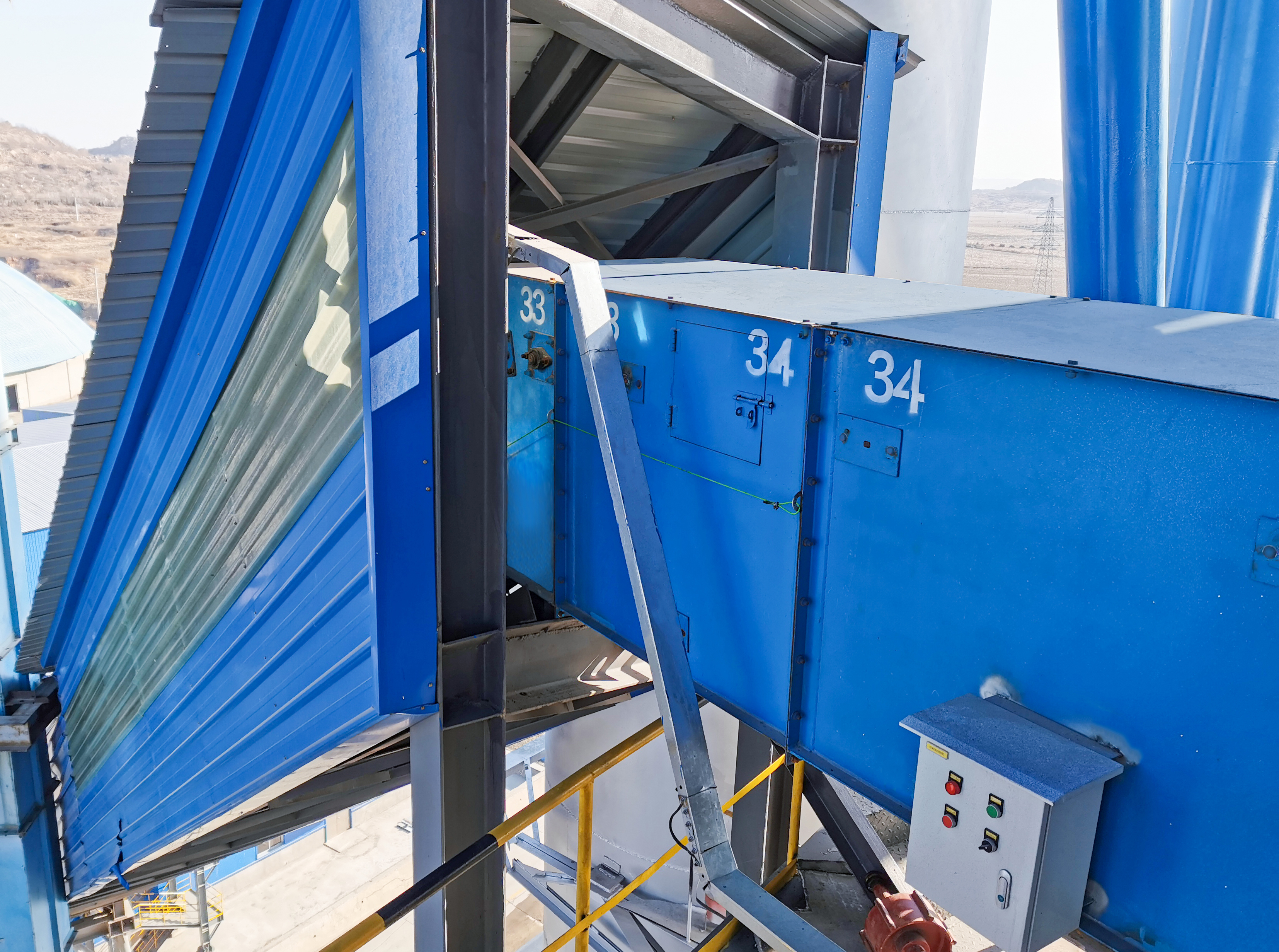  一臺大傾角皮帶機需要多少錢呢？